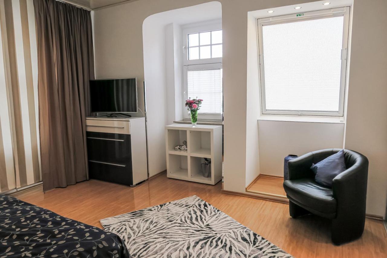 Hotel Service Apartments Am Prinzenplatz Kamp-Lintfort Esterno foto