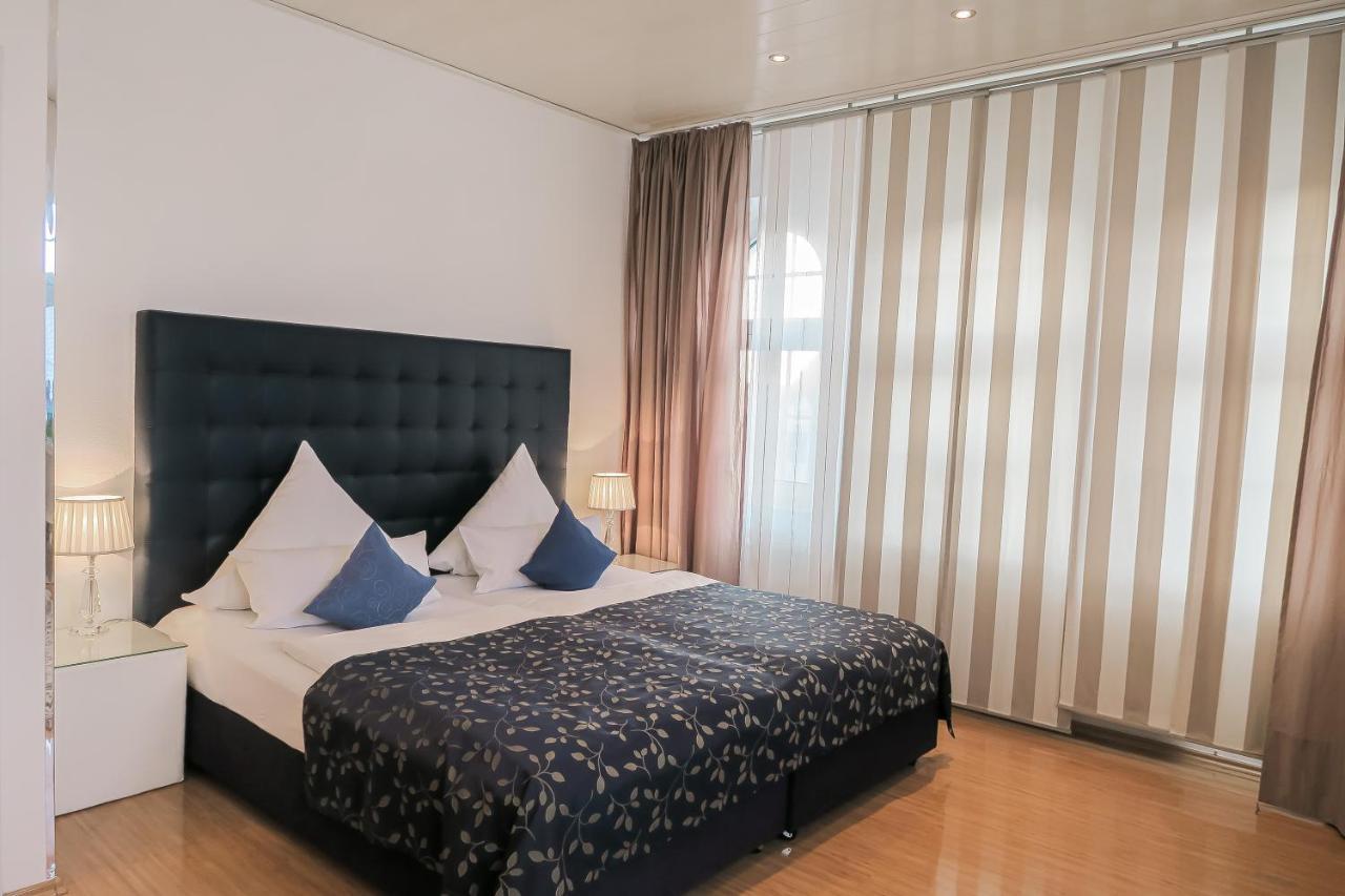 Hotel Service Apartments Am Prinzenplatz Kamp-Lintfort Esterno foto