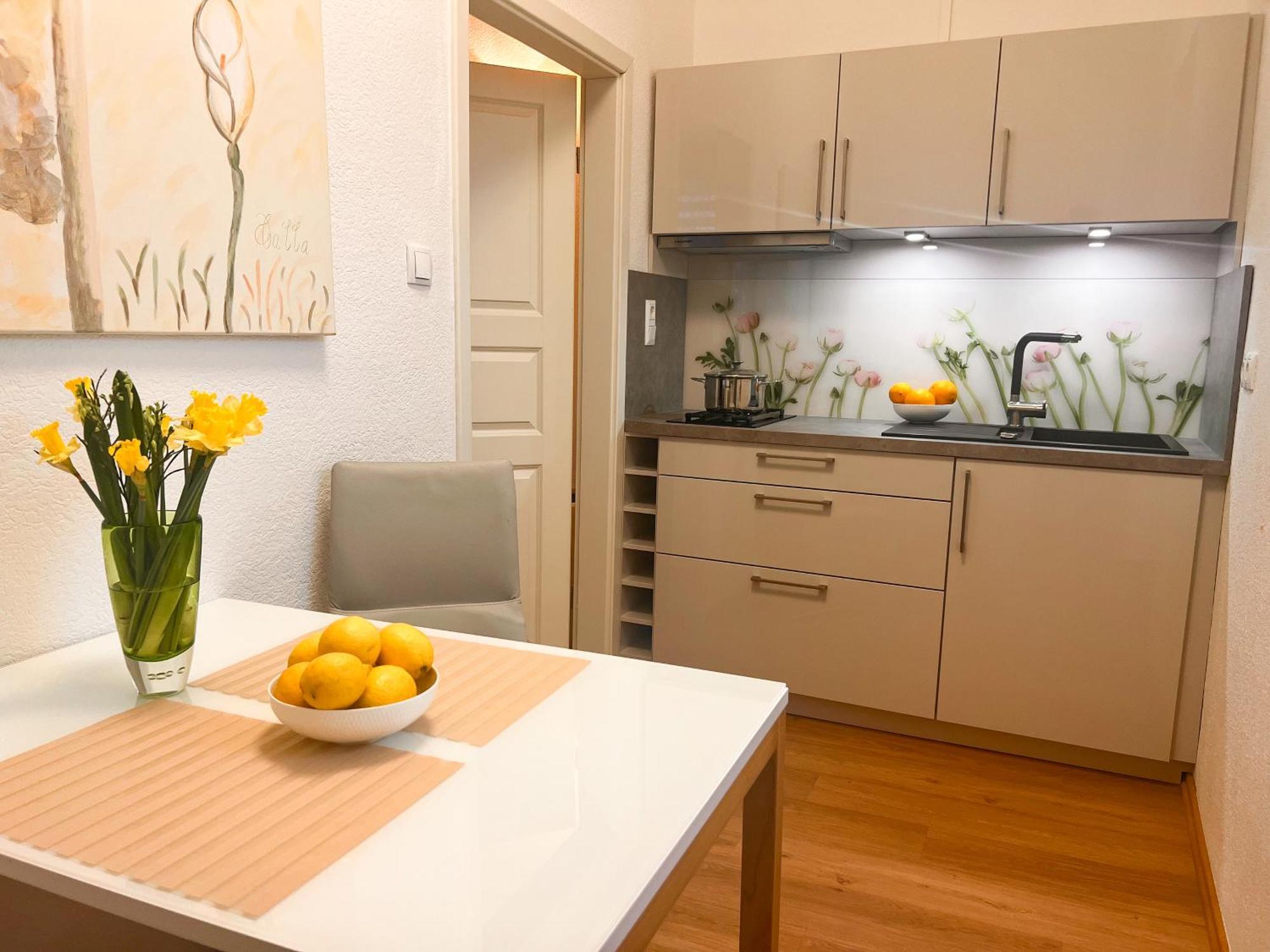 Hotel Service Apartments Am Prinzenplatz Kamp-Lintfort Esterno foto